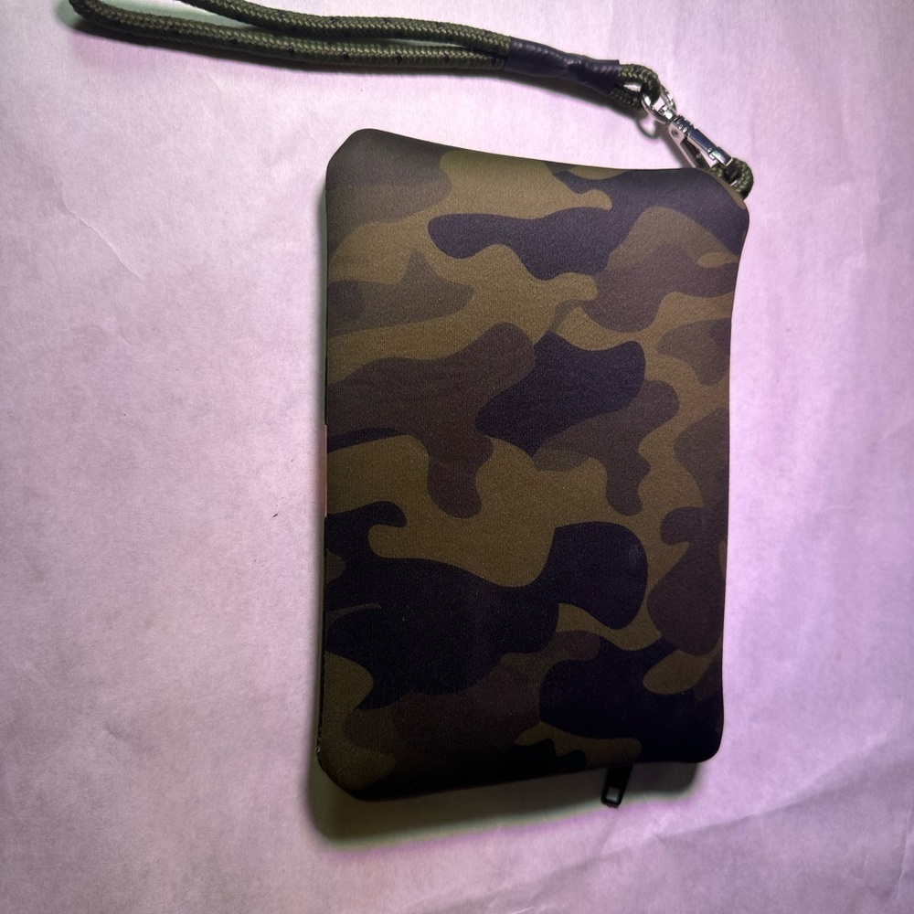 HUate Camouflage Mini Bag with Pink Stripe - Picture 2 of 4